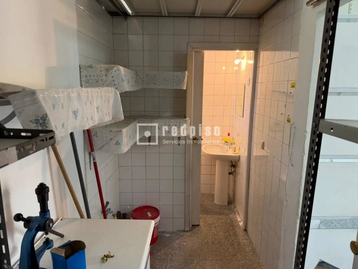Badezimmer von Geschaftsraum zur Miete in Madrid