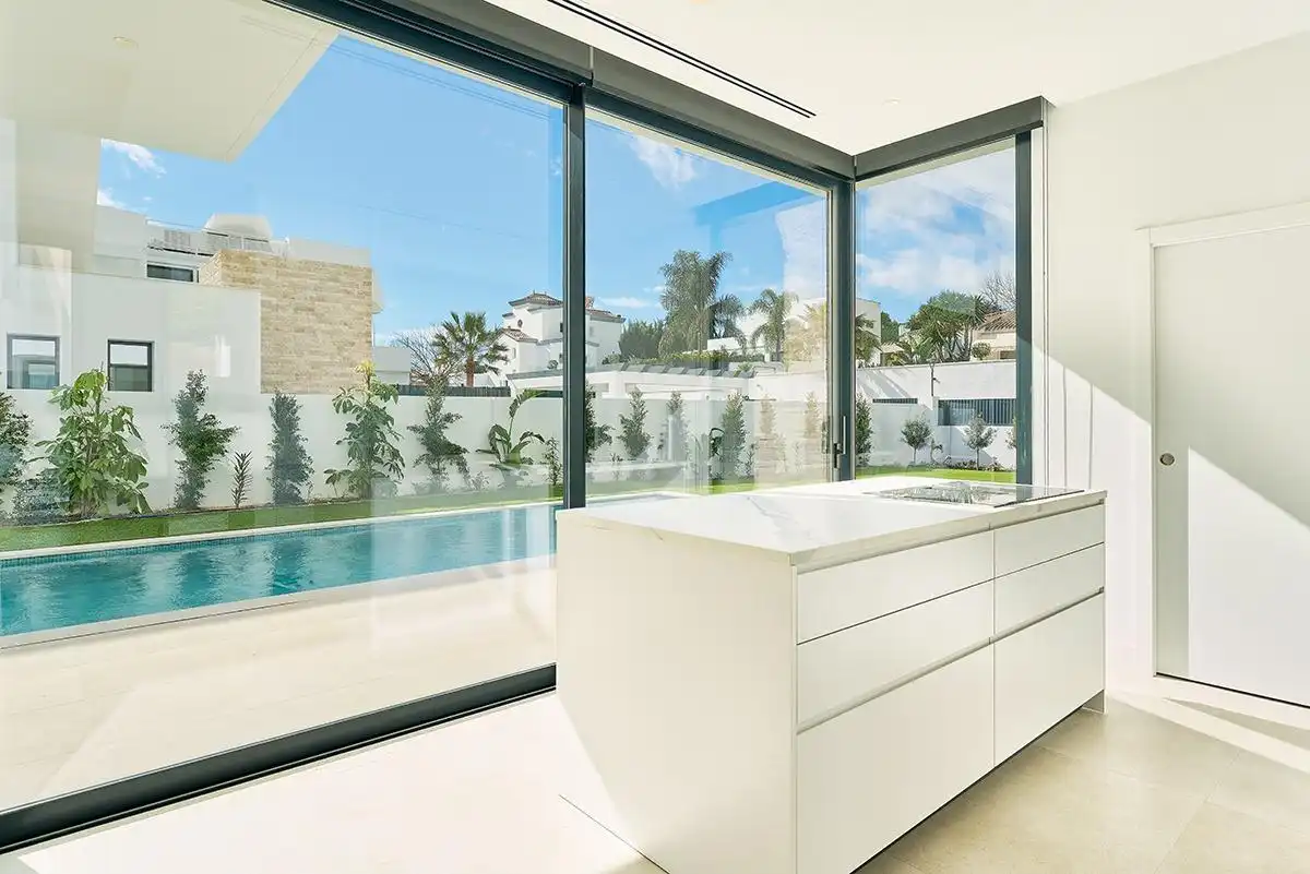 Villa mit Pool zum Verkauf in Avenida PERNET, imagen 13