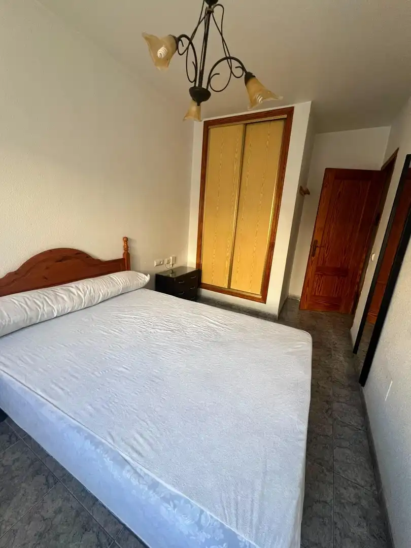 Apartament amb ascensor de lloguer a Ciudad Jardín - Tagarete - El Zapillo, imagen 11