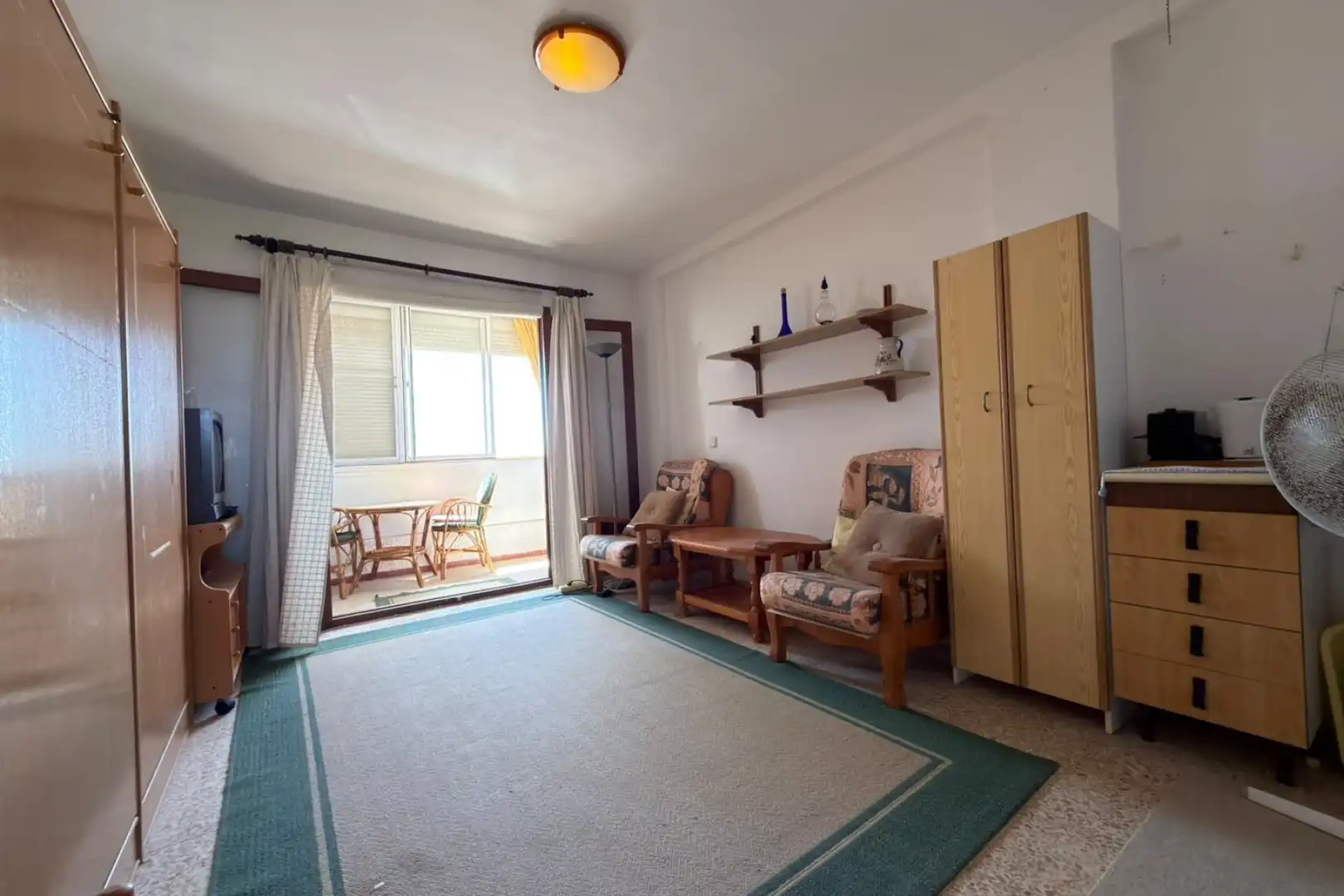 Sala d'estar de Estudi en venda en Torrevieja amb Moblat, Rentadora i Piscina comunitària