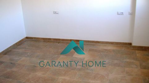 Foto 3 de Casa adosada en venta en El Valle, Lucena