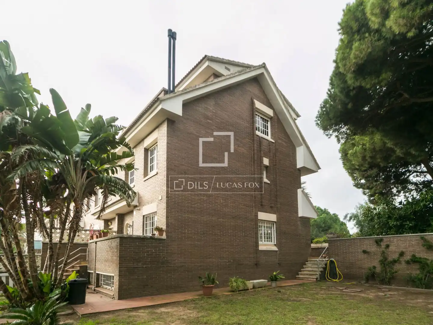 Exterior view of Houses for sale in Castelldefels  with Private garden, Terrace and Swimming Pool