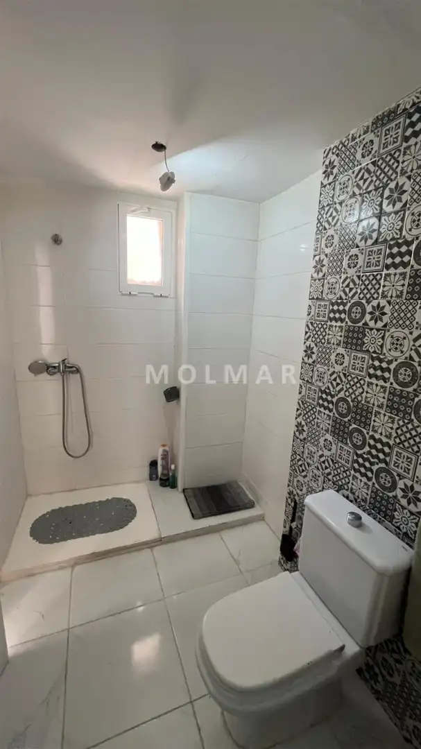 Baño de Piso en venta en Tavernes de la Valldigna con Terraza, Amueblado y Horno