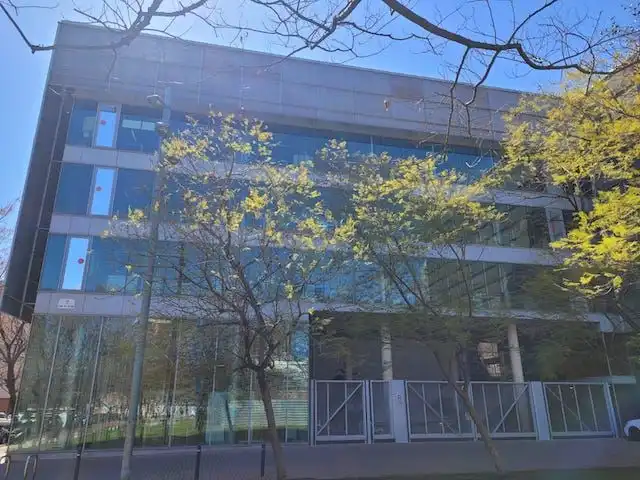 Außenansicht von Büro zur Miete in Barcelona mit Klimaanlage, Heizung und Terrasse