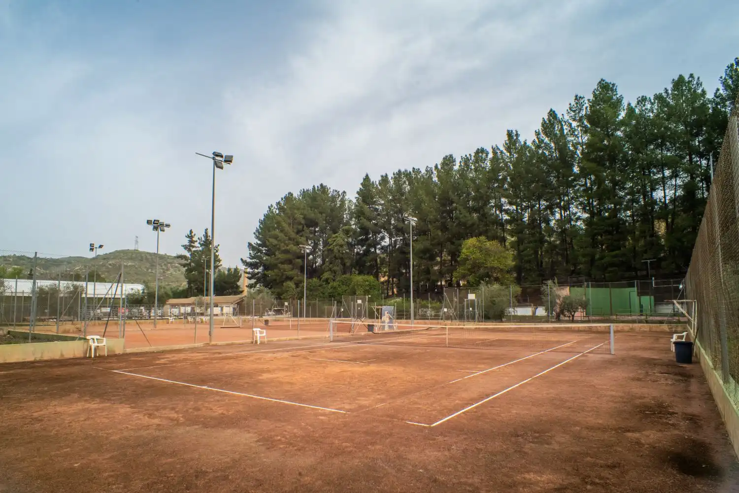 Vista exterior de Casa o xalet en venda en Loja amb Jardí privat, Terrassa i Piscina