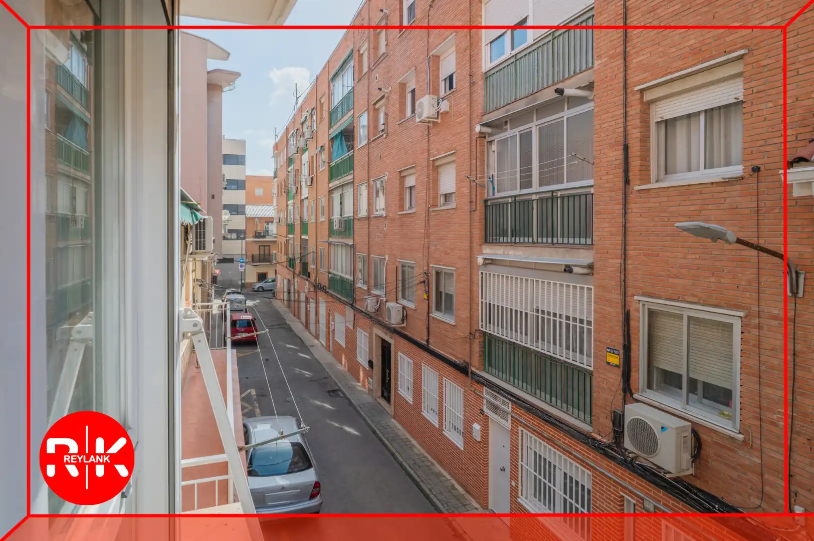 Vista exterior de Piso en venta en Coslada con Aire acondicionado, Calefacción y Horno