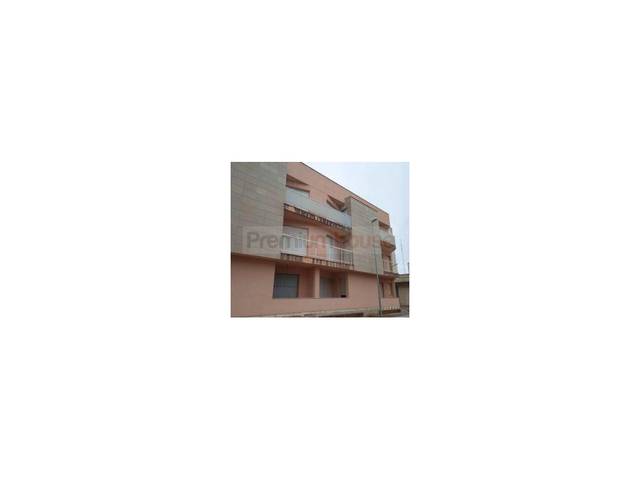 Edificio en Venta en Calle Ametlla de Mar en Deltebre