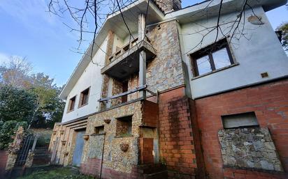 Vista exterior de Casa o xalet en venda en Ames amb Jardí privat i Terrassa