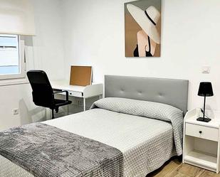 Bedroom of Flat to rent in Santander  with Heating, Terrace and Furnished