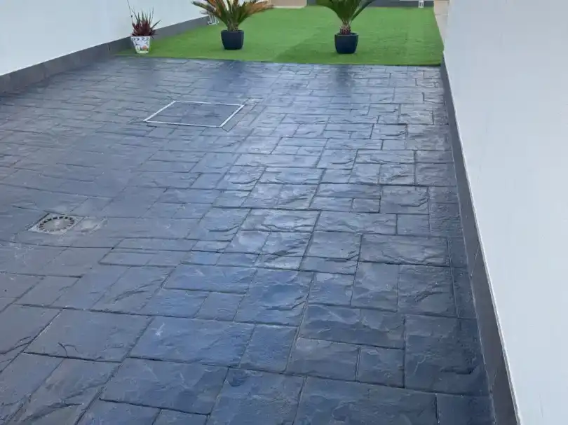 Terraza de Piso en venta en Dos Hermanas con Aire acondicionado, Piscina y Balcón