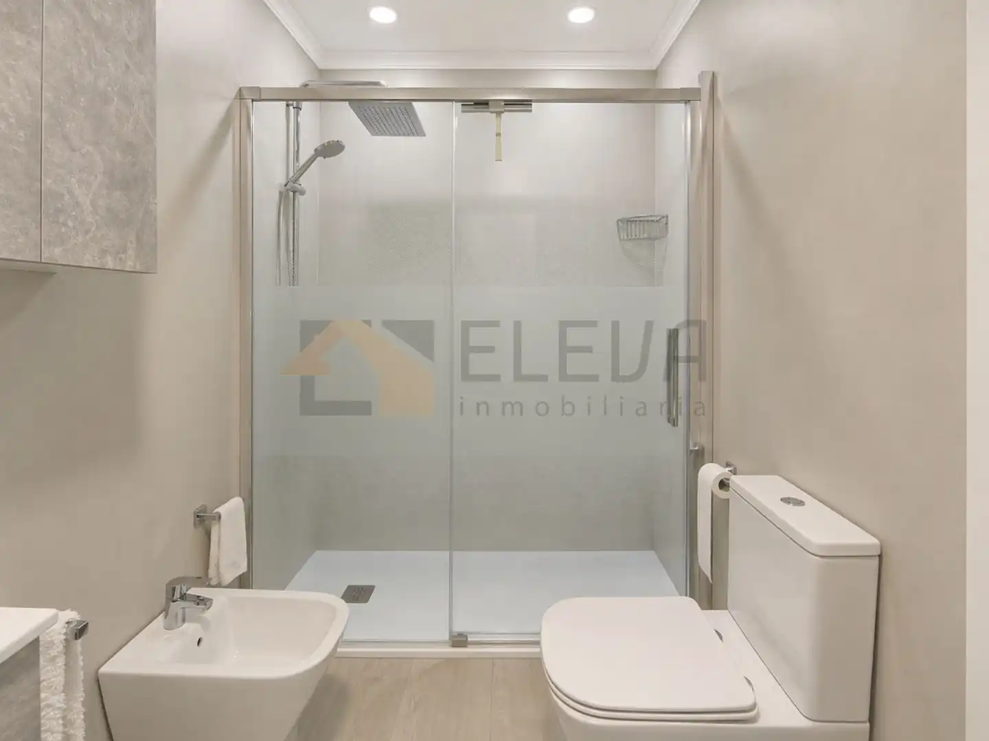 Bathroom of Attic for sale in La Roda  with Heating, Terrace and Storage room