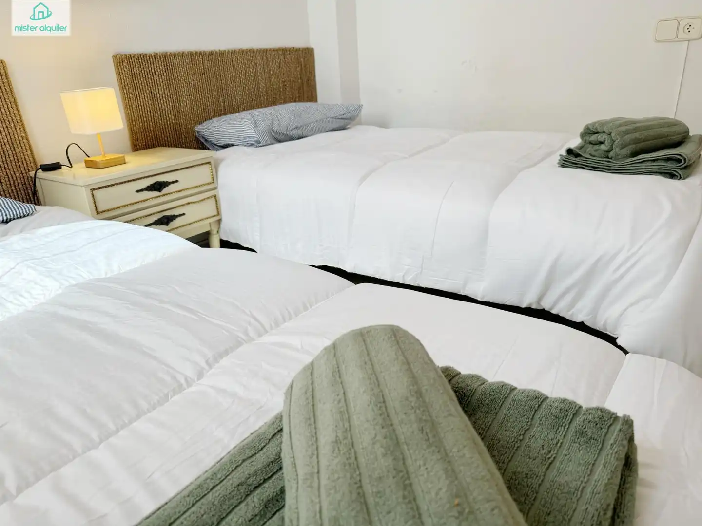 Apartamento con piscina en alquiler en Calle RUPERTO CHAPI 4, imagen 9