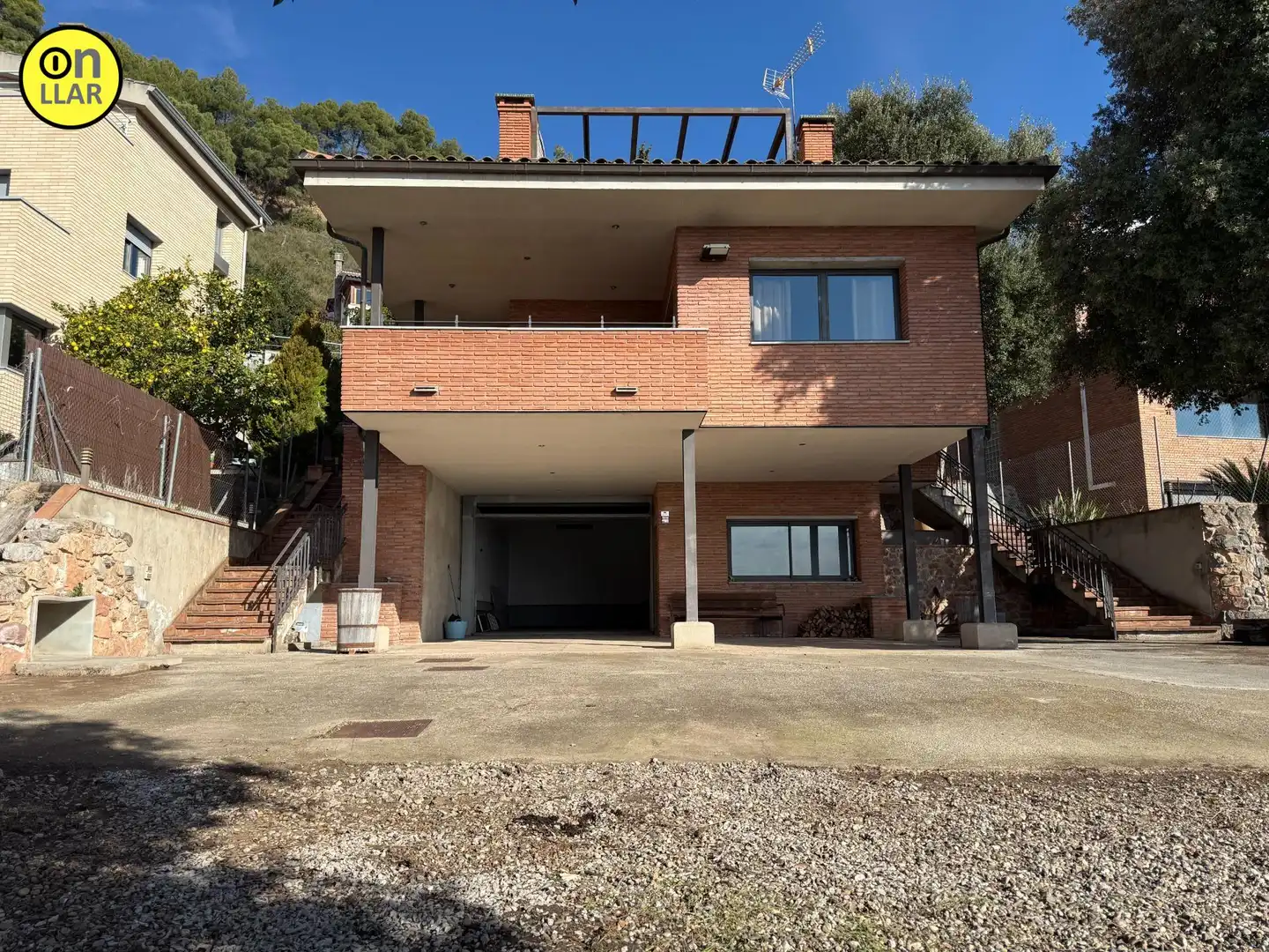 Vista exterior de Casa o chalet en venta en L'Ametlla del Vallès