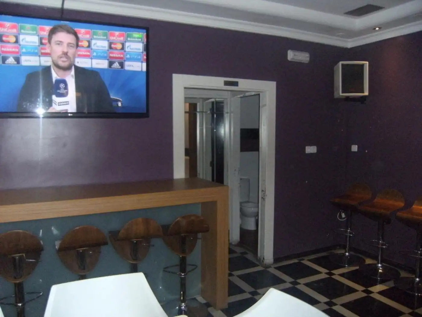 Business premises for sale in Carrer de la Muntanya, imagen 4