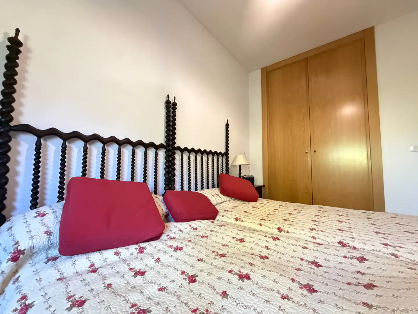 Habitación de Casa o chalet en venta en Pelayos de la Presa con Jardín privado, Piscina y Amueblado