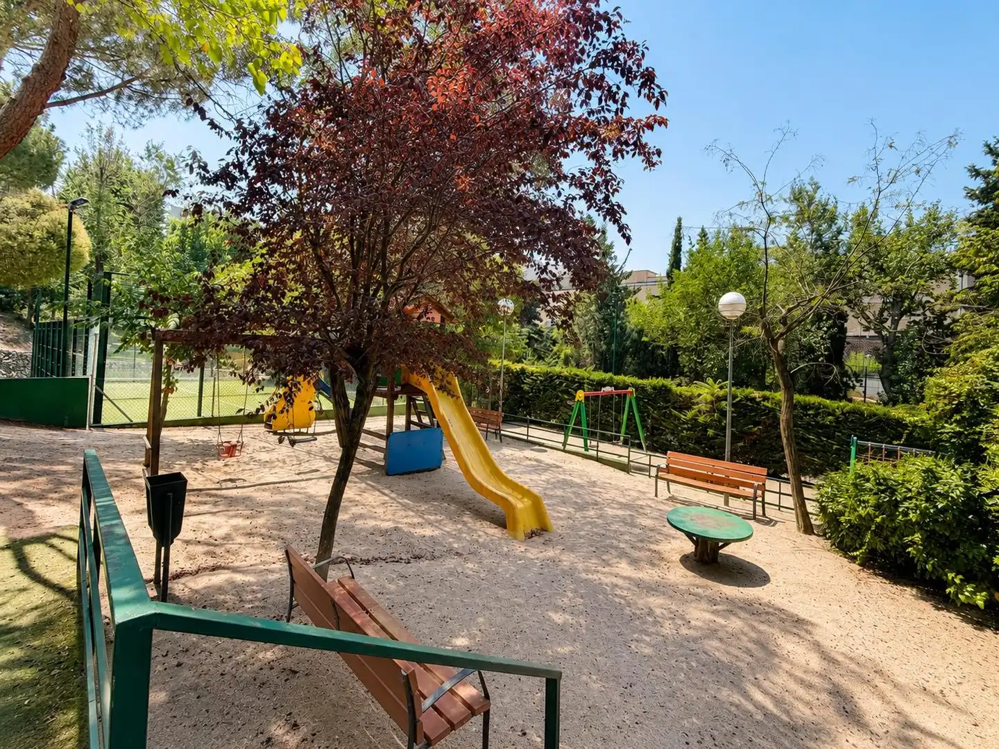Garten von Maisonette zum Verkauf in La Moraleja mit Klimaanlage, Heizung und Privatgarten