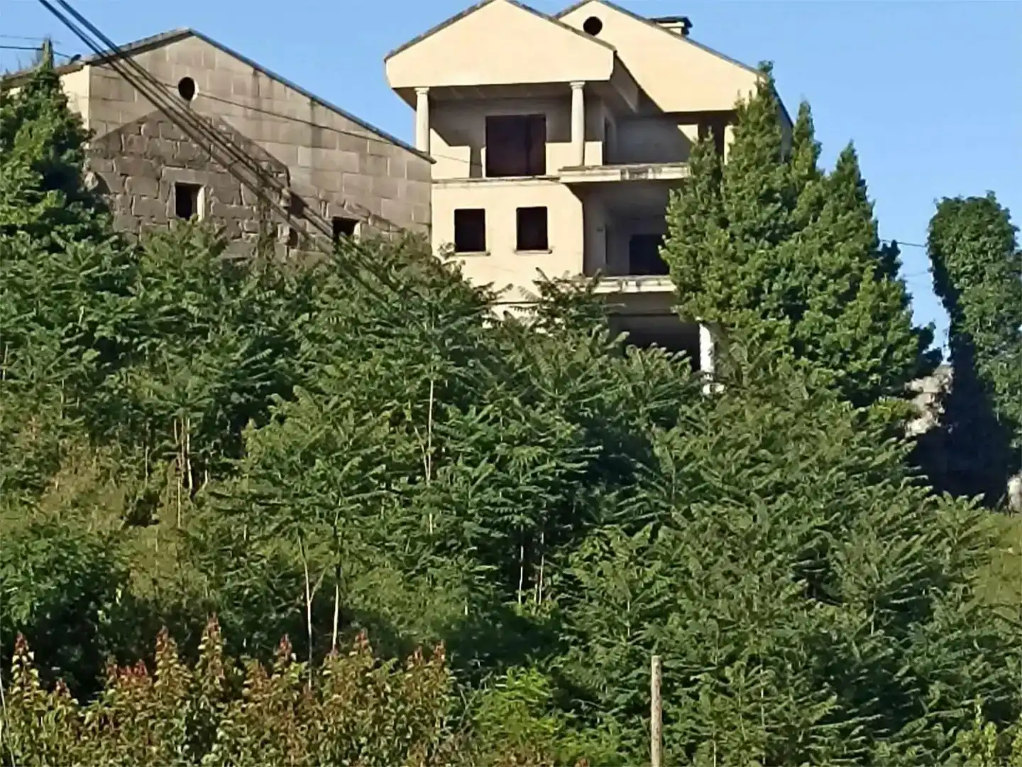 Vista exterior de Casa o xalet en venda en Soutomaior amb Balcó