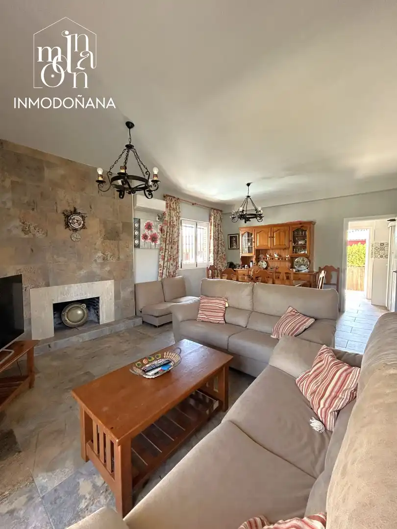 Living room of Houses for sale in Almonte  with Air Conditioner, Heating and Private garden