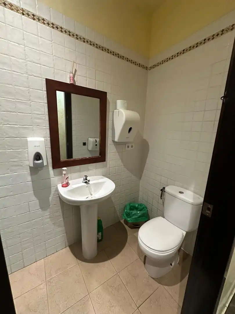 Bathroom of Houses for sale in Utrera