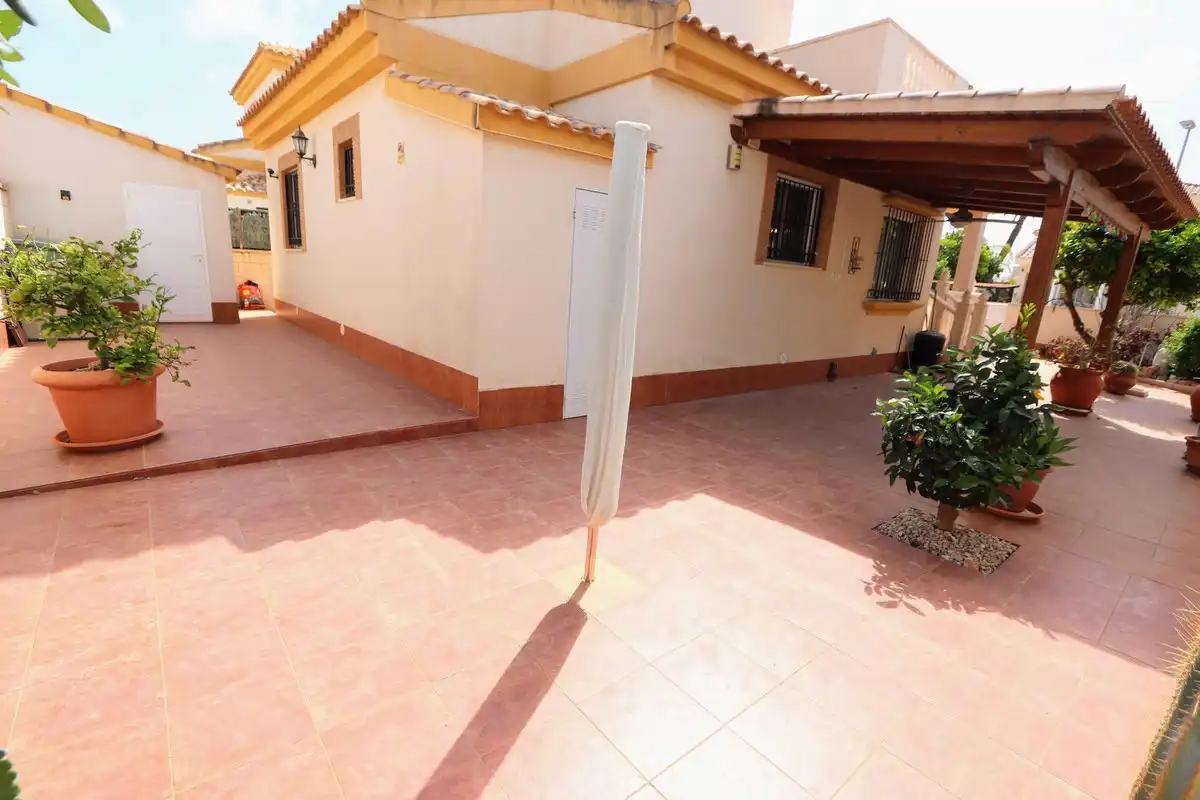 Terrassa de Casa o xalet en venda en Murcia amb Aire condicionat, Jardí privat i Terrassa