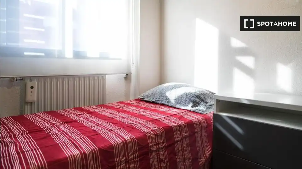 Zimmer in Aluche