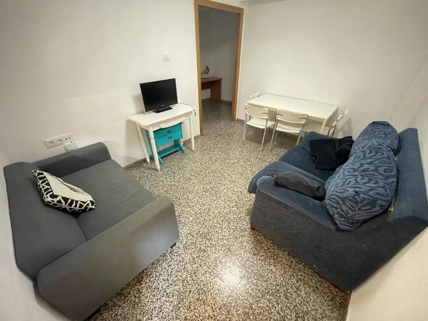 Living room of Flat for rent in Murcia  with Furnished, Oven and Washing machine