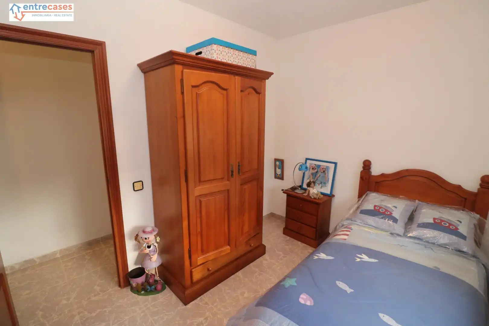 Habitación de Planta baja en venta en Gilet con Amueblado y Balcón