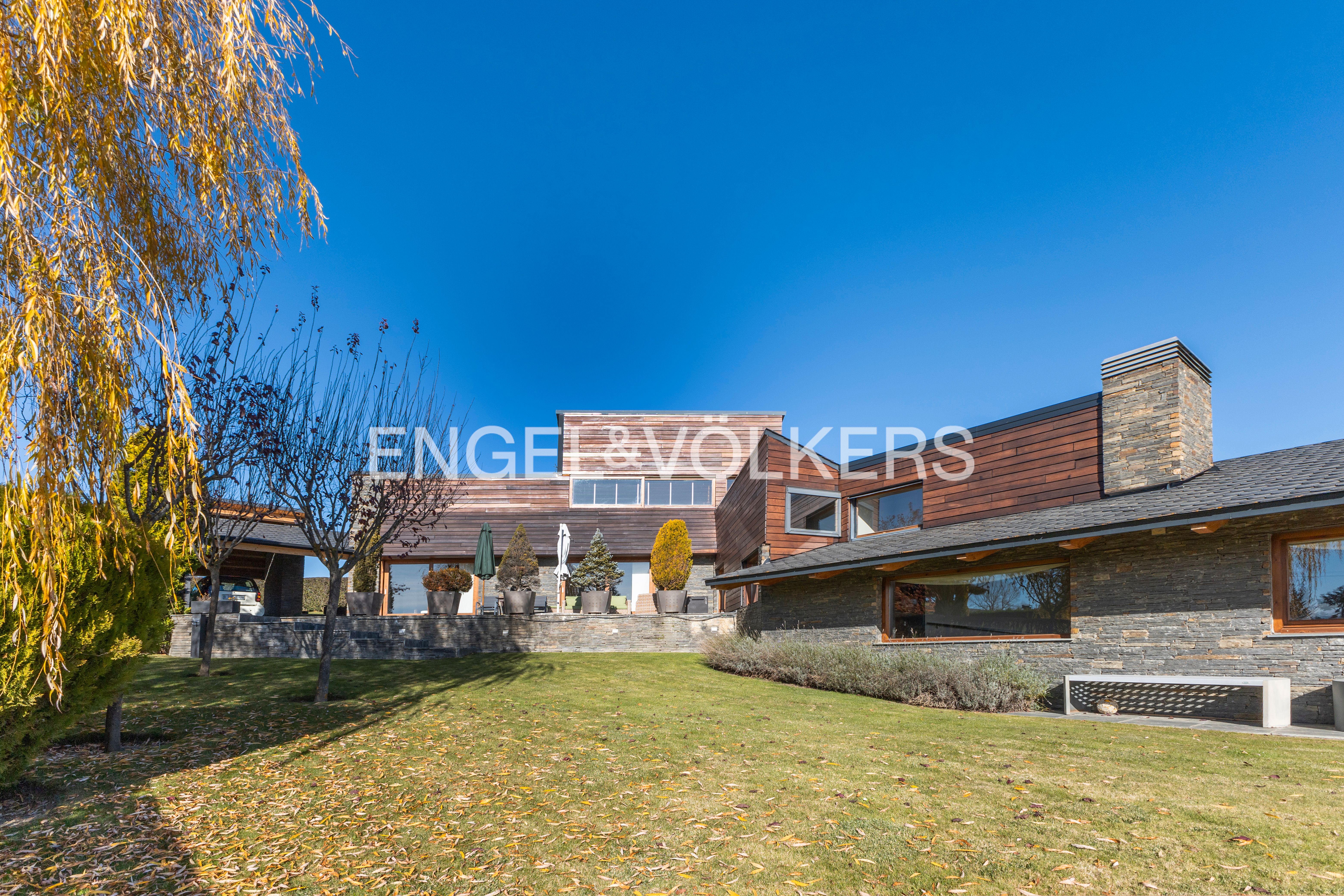 Exterior view of House or chalet for sale in Guils de Cerdanya  with Heating, Private garden and Parquet flooring