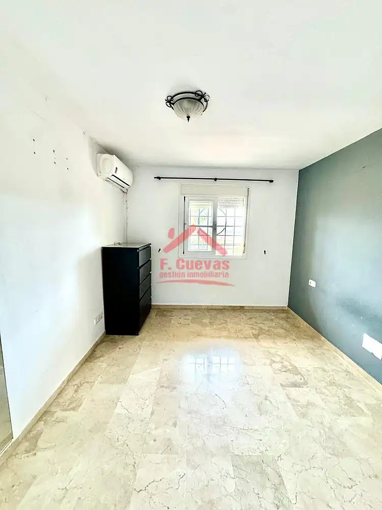 Apartamento con piscina en venta en Caleta de Vélez, imagen 23