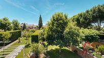Jardí de Casa adosada en venda en Rivas-Vaciamadrid amb Aire condicionat, Calefacció i Jardí privat