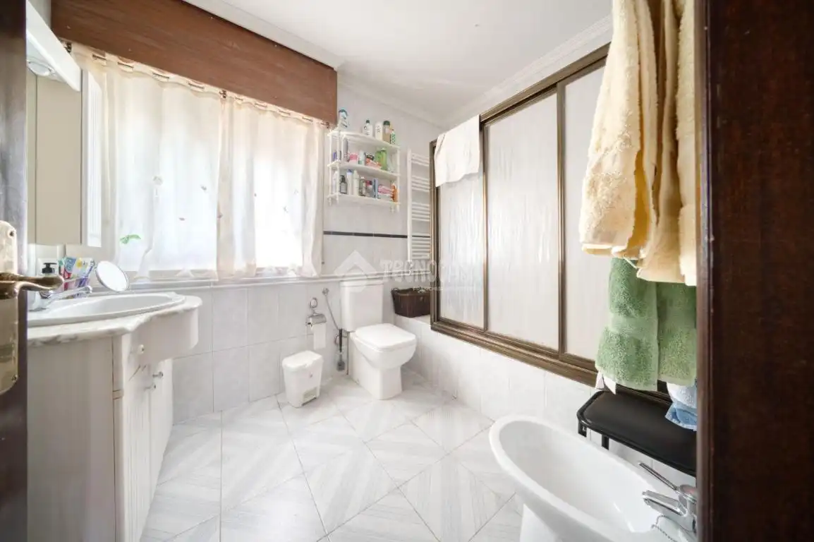 Bathroom of Houses for sale in Villanueva de Duero  with Heating and Swimming Pool