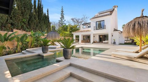 Villa de lujo de diseño en Parcelas del Golf  Ubicación privilegiada cerca de Puerto Banús