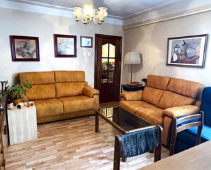 Living room of Flat for sale in  Madrid Capital  with Heating and Terrace