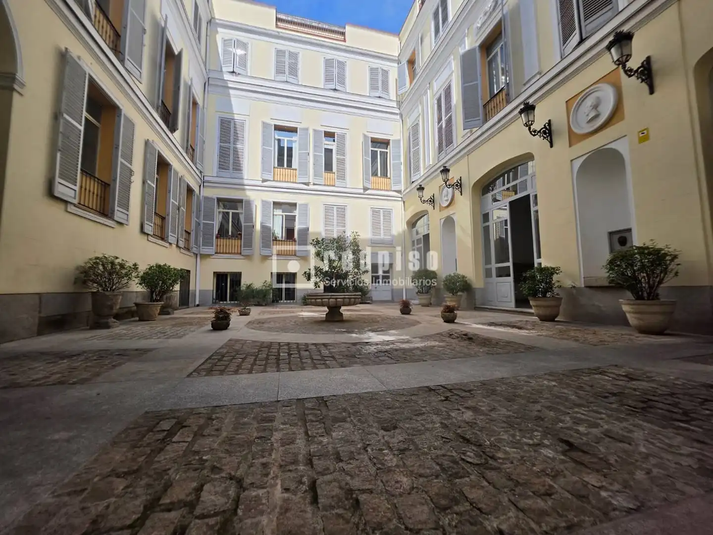 Local comercial en venta en del Pez
