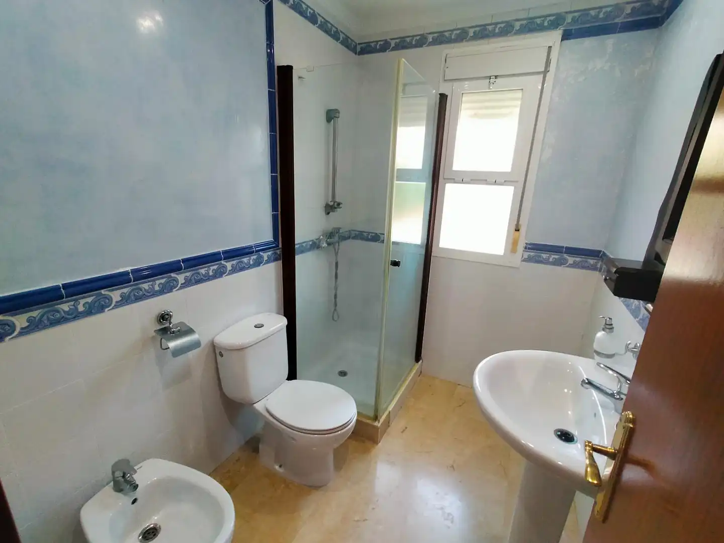 Baño de Casa o chalet en venta en Jerez de la Frontera con Aire acondicionado, Jardín privado y Piscina