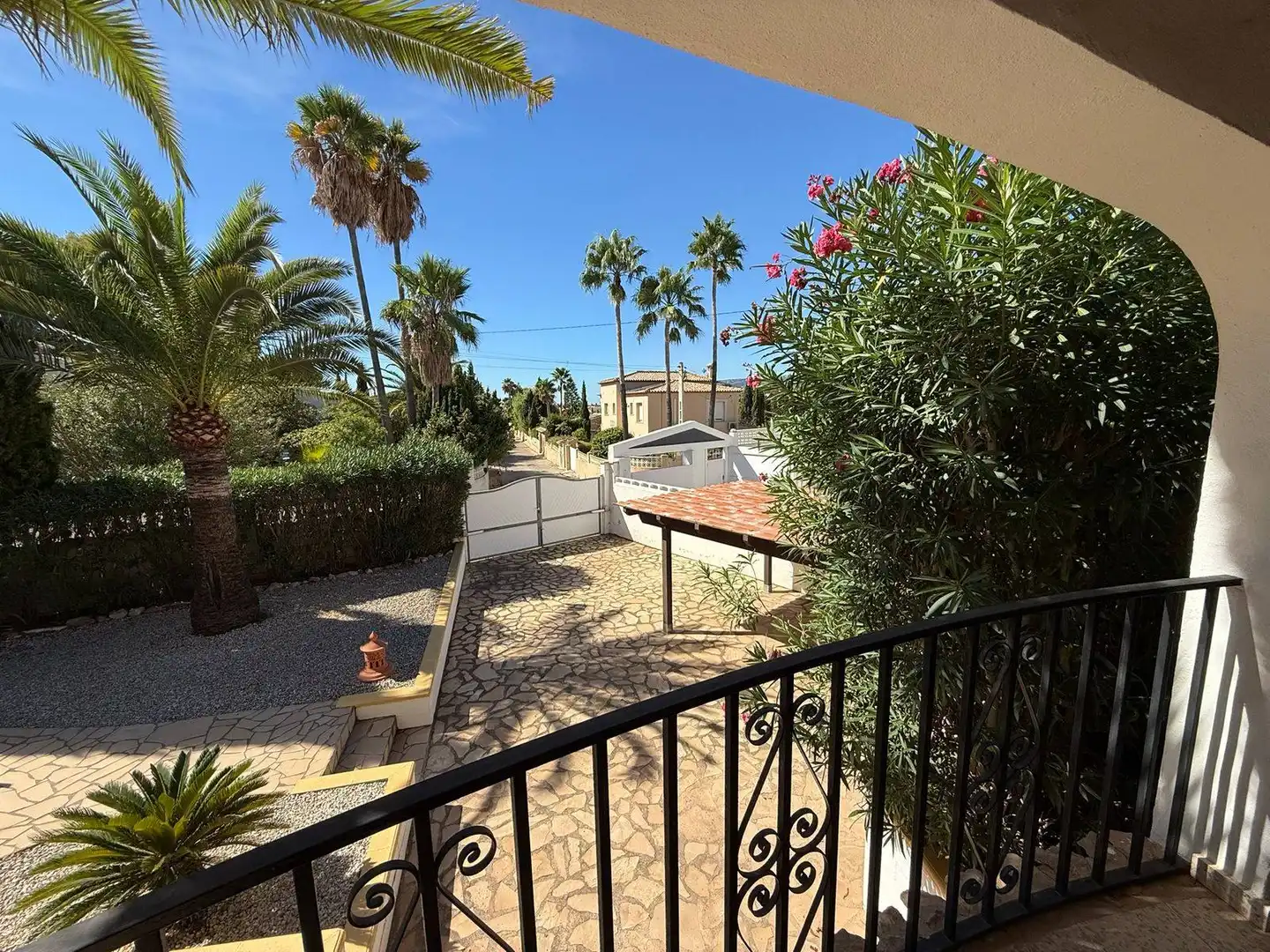 Villa con piscina in vendita a Carrió - La Merced - Los Pinos, imagen 6