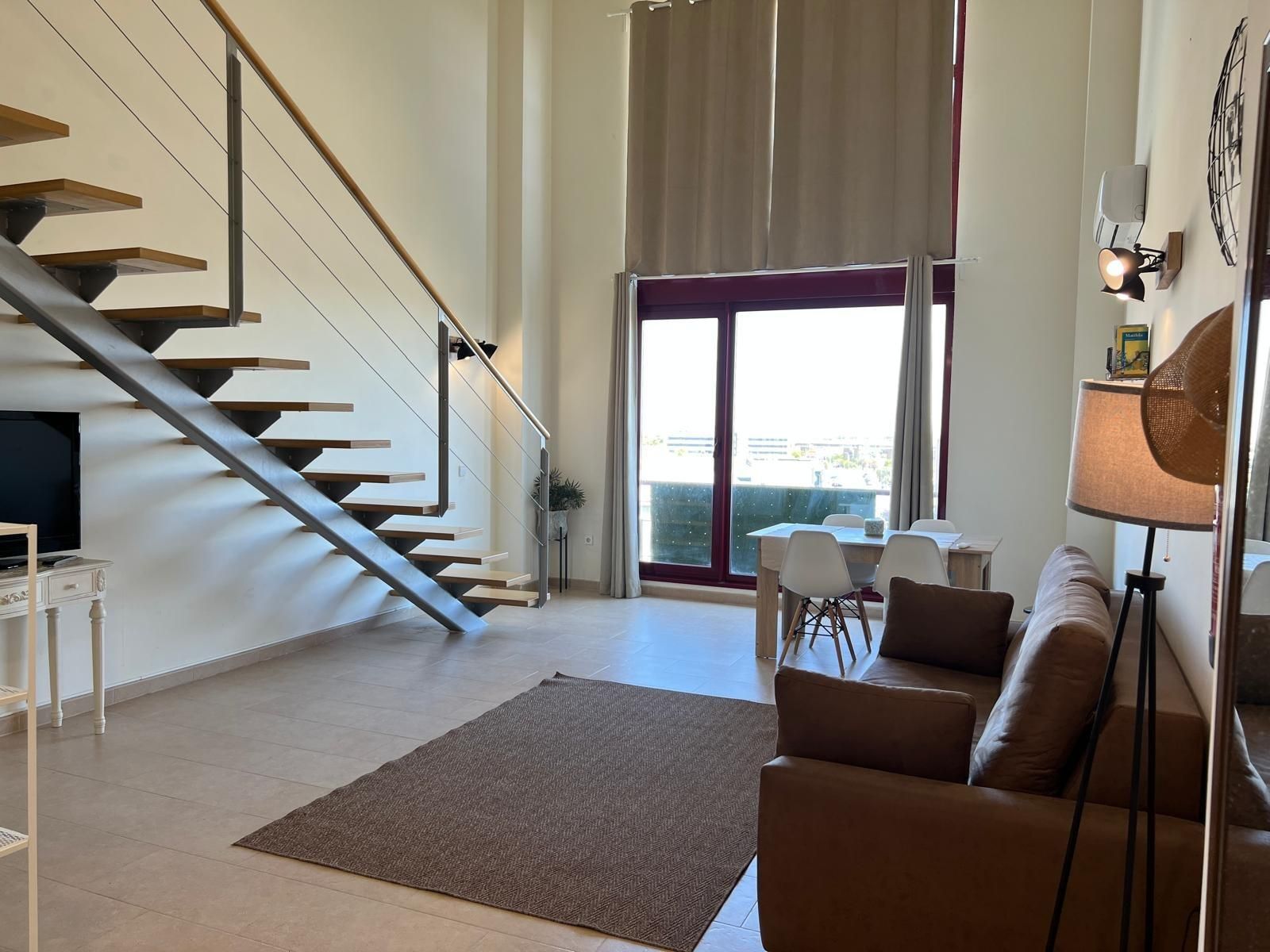 Apartamento en venta en  Madrid Capital con Aire acondicionado y Amueblado