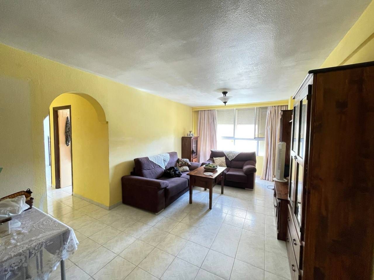Living room of Flat for sale in Estepona
