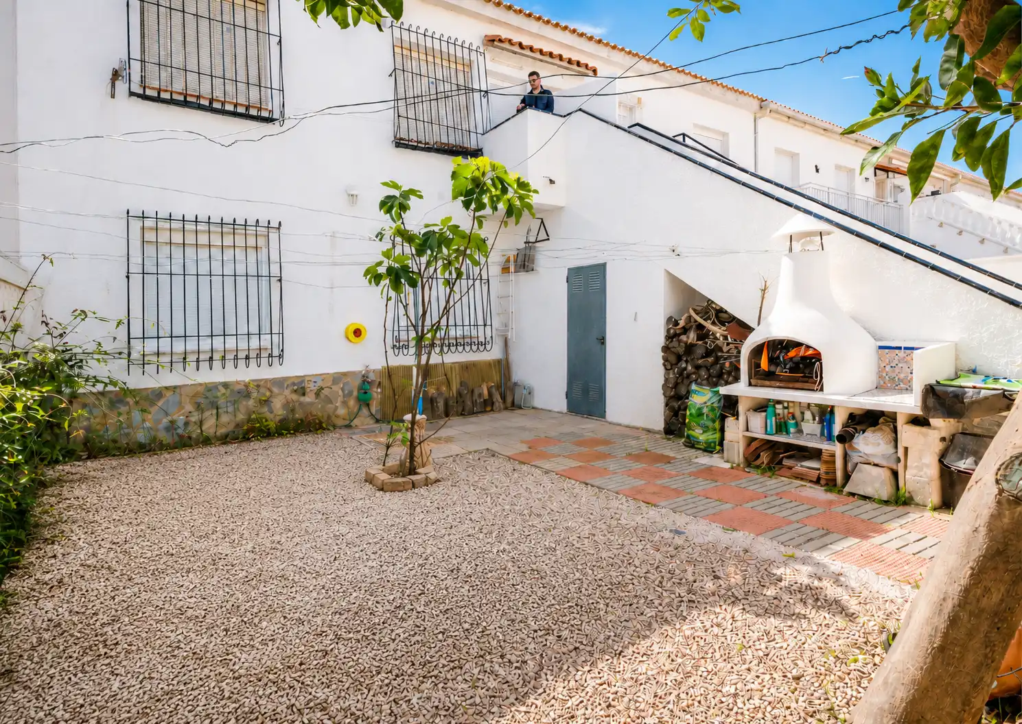 Vista exterior de Casa o xalet en venda en Orihuela amb Terrassa