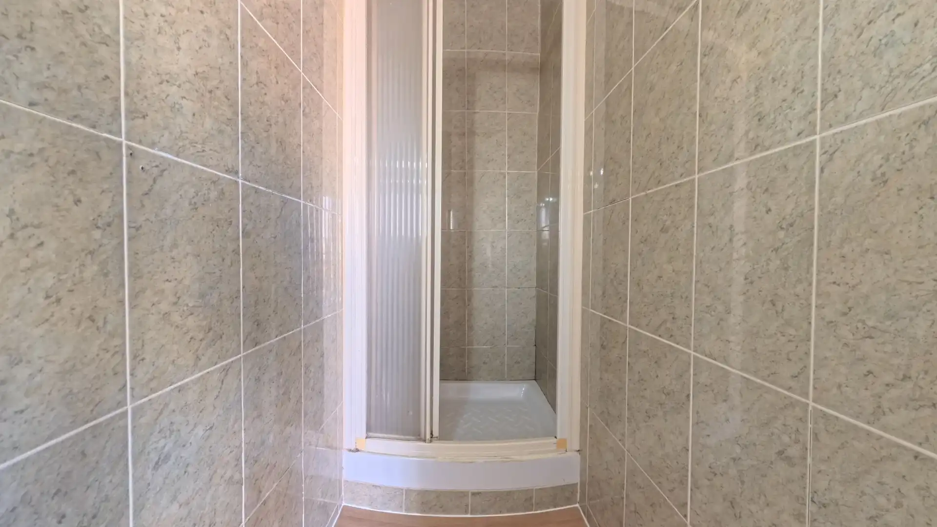 Bany de Estudi en venda en Calafell amb Parquet, Moblat i Balcó