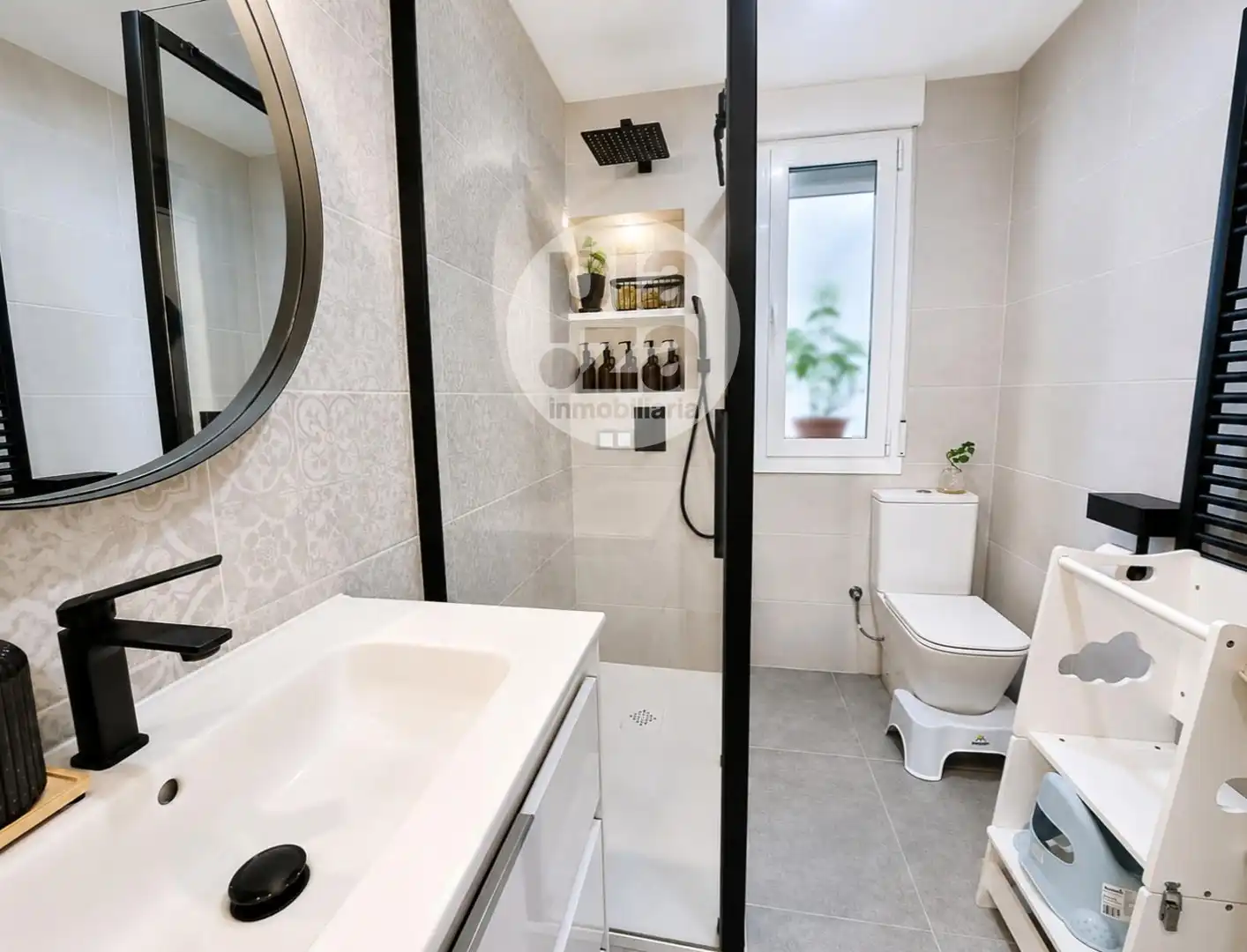 Baño de Piso en venta en Burgos con Calefacción