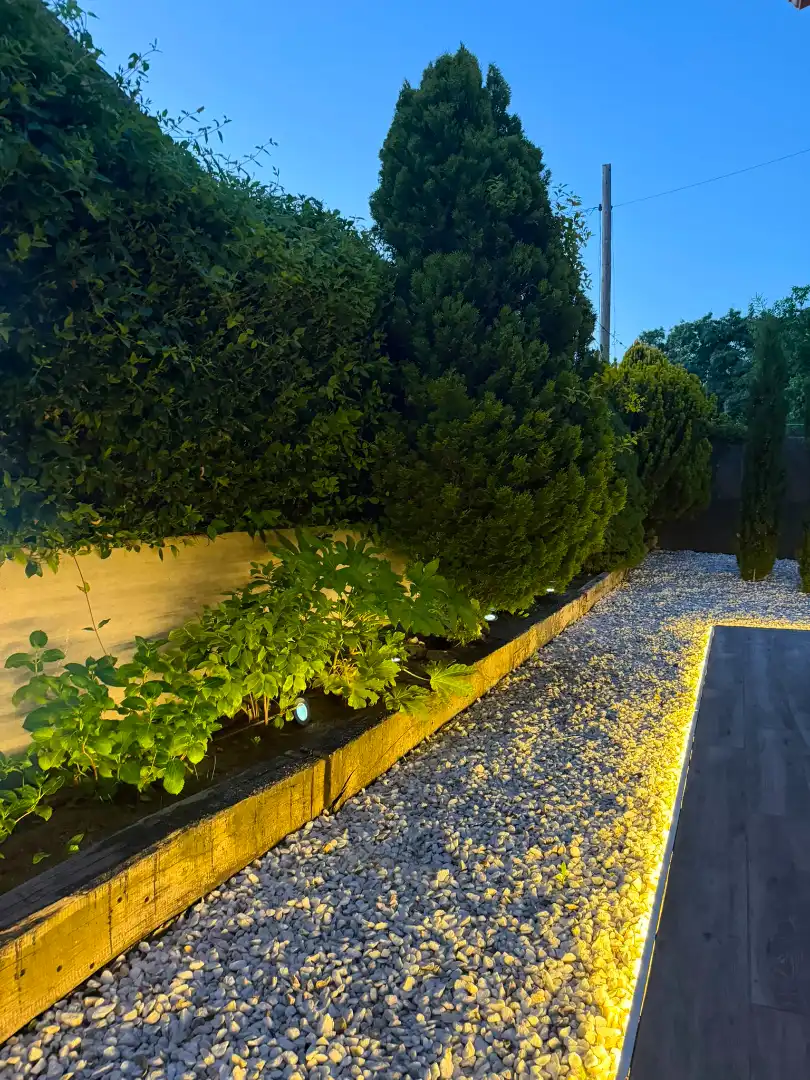 Vista exterior de Casa o xalet en venda en Becerril de la Sierra amb Aire condicionat, Calefacció i Jardí privat