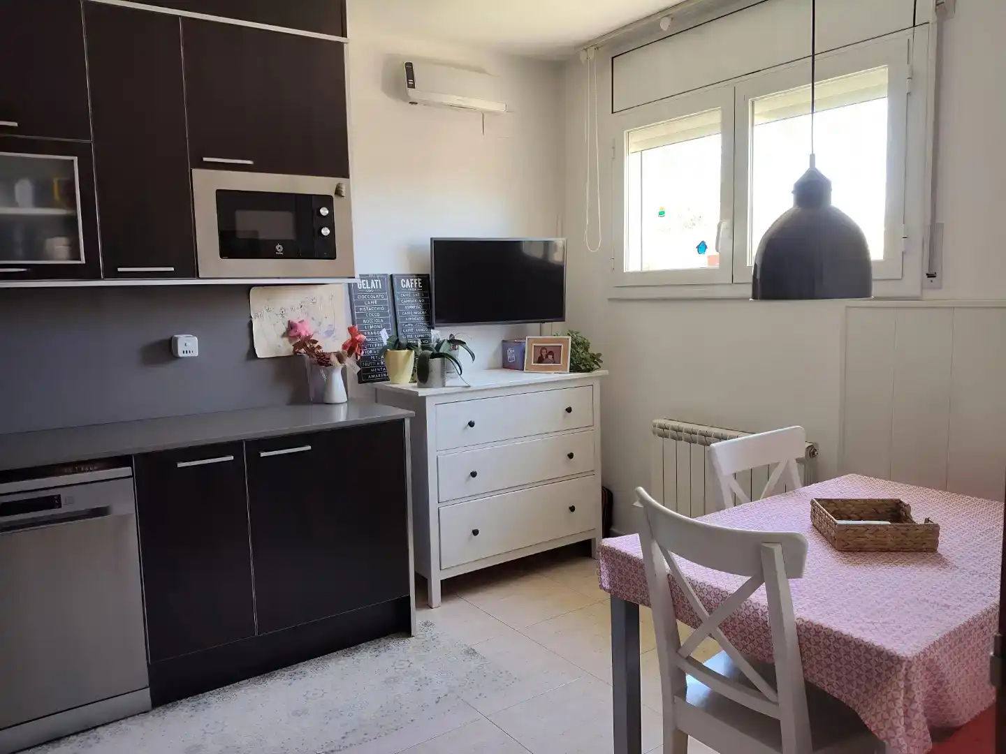 Cuina de Casa adosada en venda en Alpicat amb Aire condicionat
