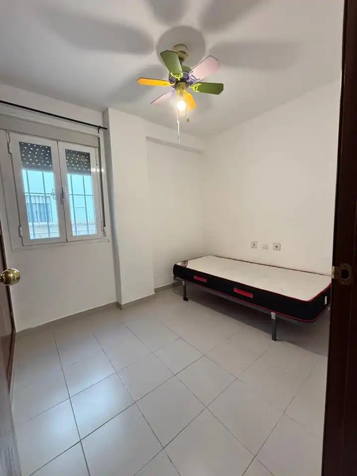 Wohnung zur Miete in Arco Norte - Avda. España