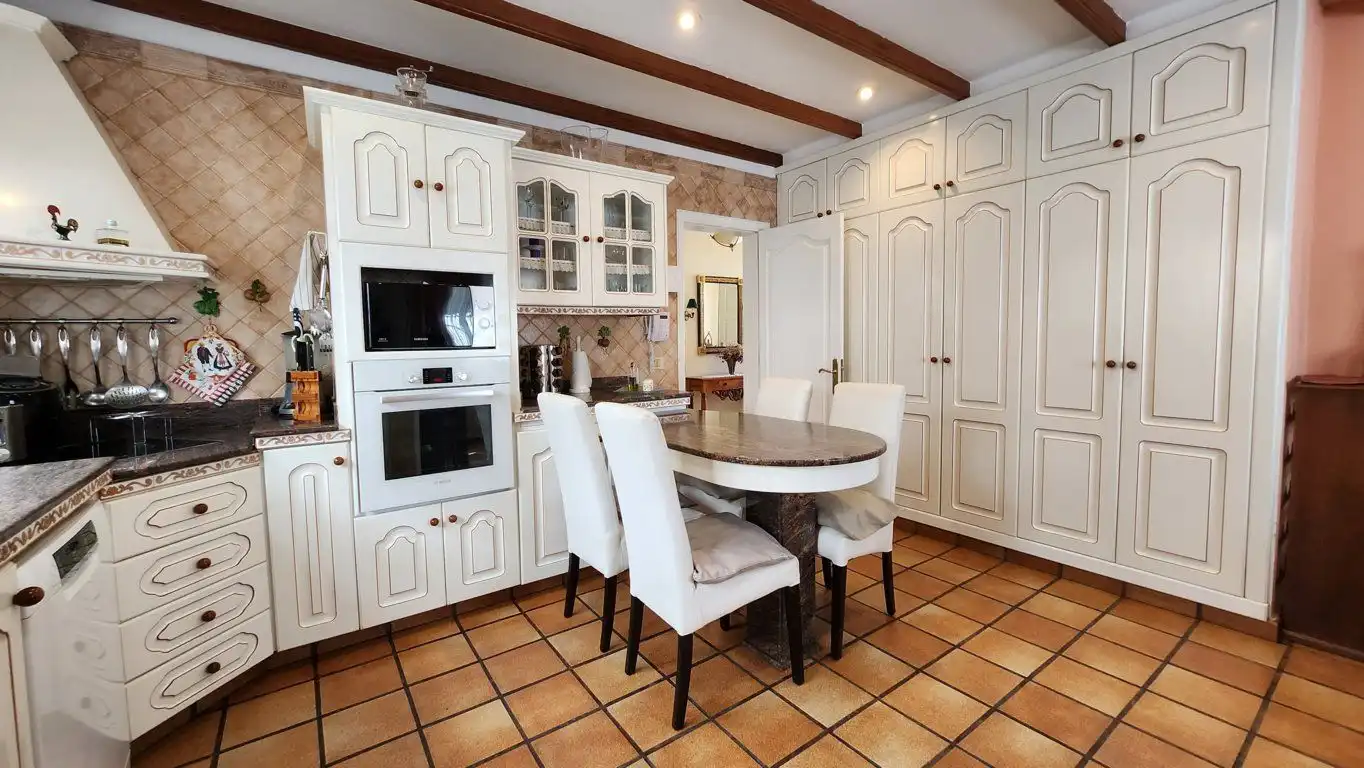 Cocina de Casa o chalet en venta en Las Palmas de Gran Canaria con Jardín privado