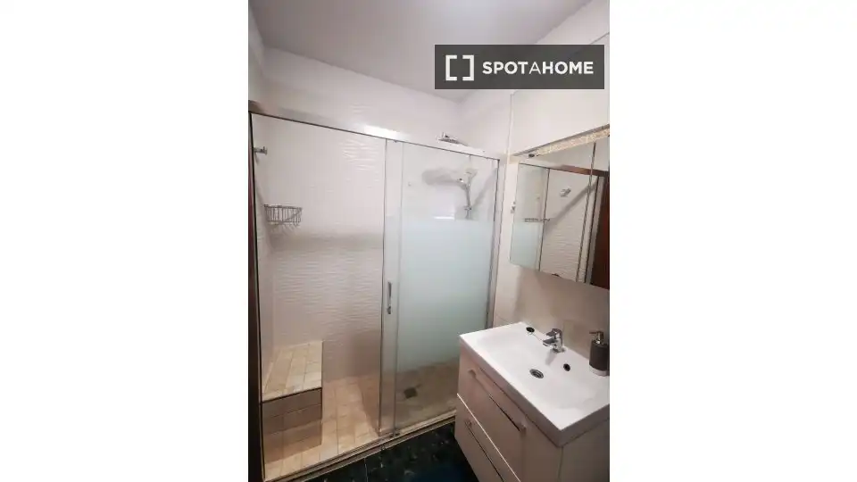 Habitación en San Antonio - Las Arenas
