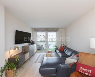 Sala d'estar de Apartament en venda en L'Hospitalet de Llobregat amb Aire condicionat i Balcó