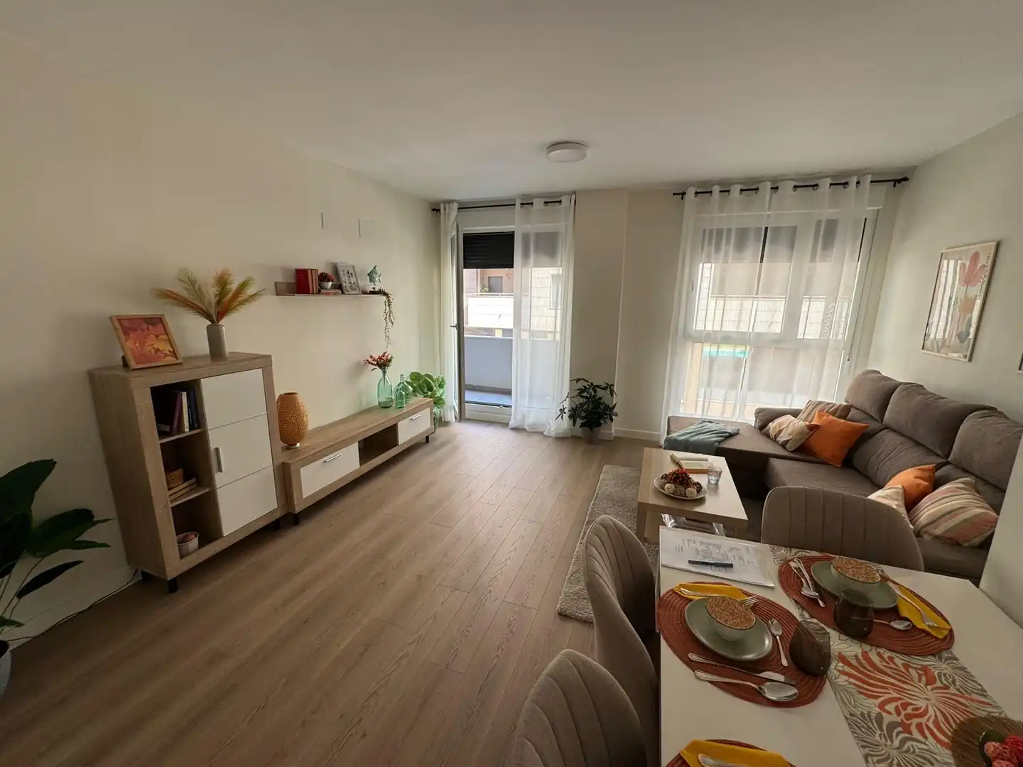 Sala de estar de Piso de alquiler en Cáceres con Aire acondicionado, Calefacción y Terraza