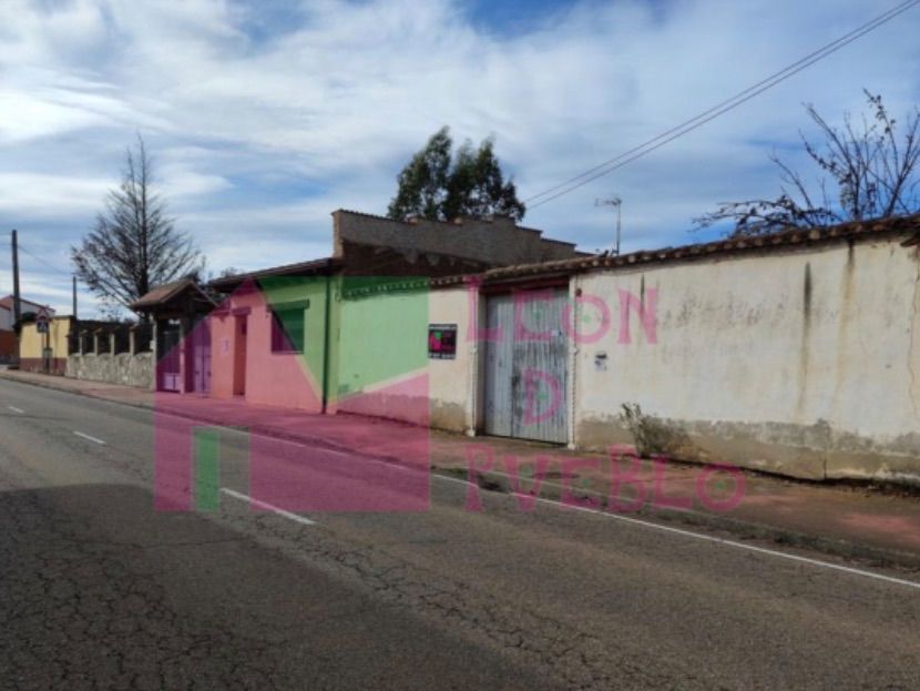 Exterior view of Residential for sale in Santa Elena de Jamuz