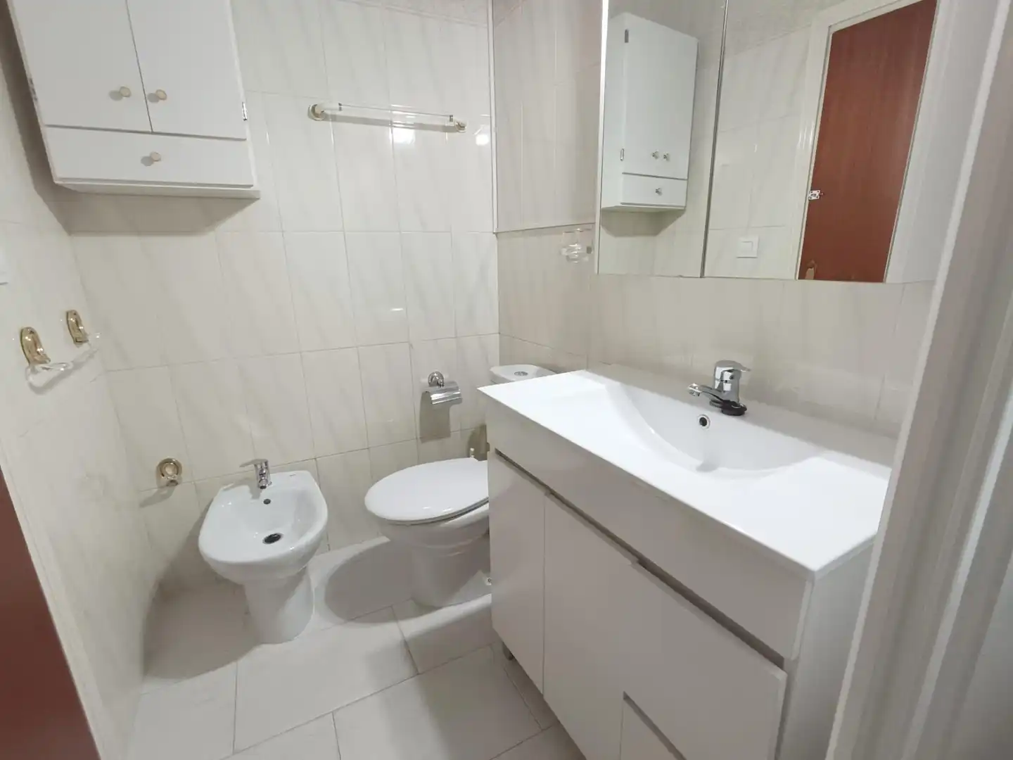 Bany de Pis en venda en Córdoba amb Aire condicionat, Terrassa i Moblat